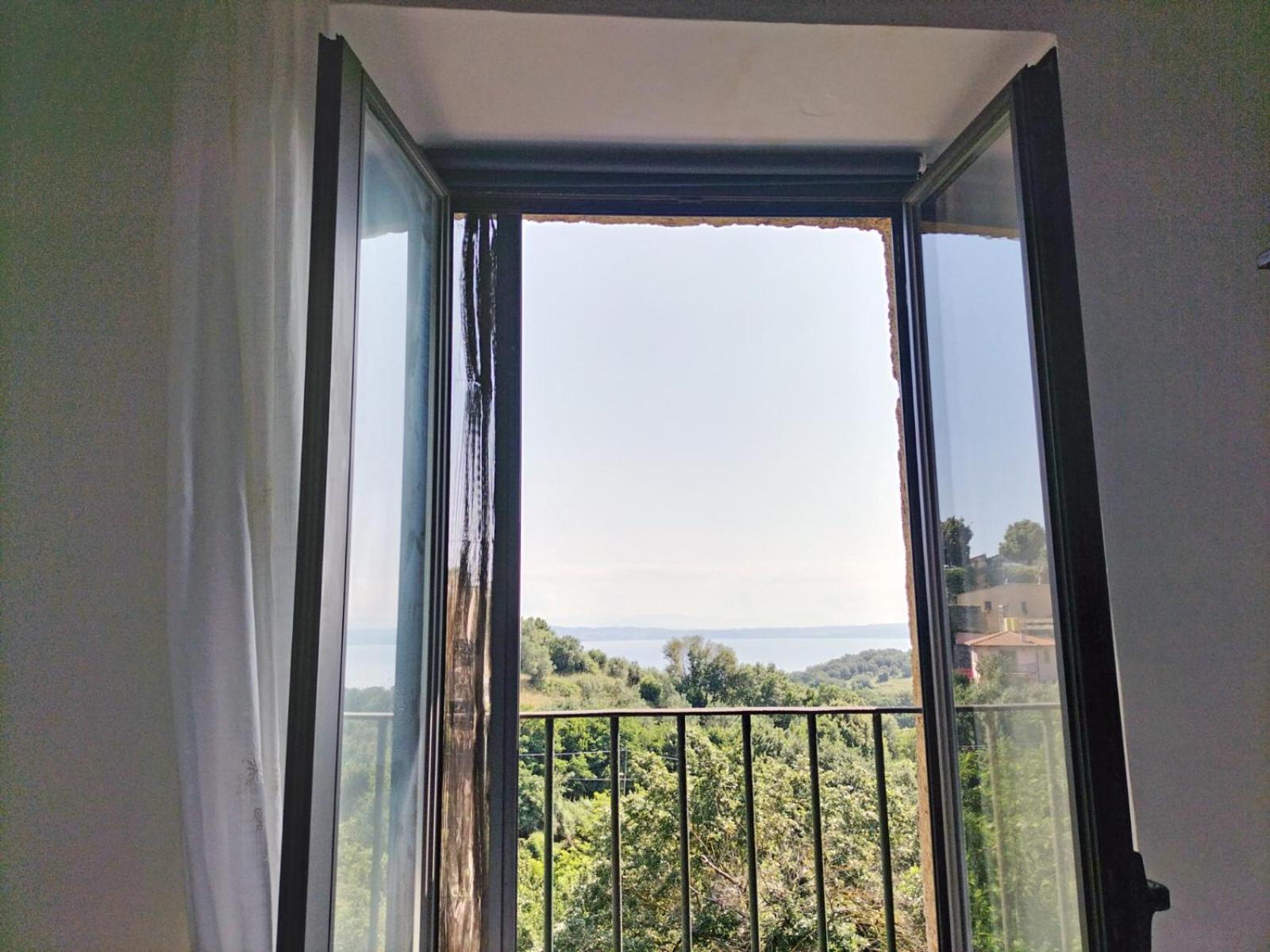 Villa Il Camaleonte Bracciano  Zimmer foto