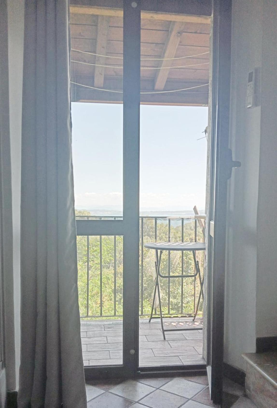 Villa Il Camaleonte Bracciano  Zimmer foto
